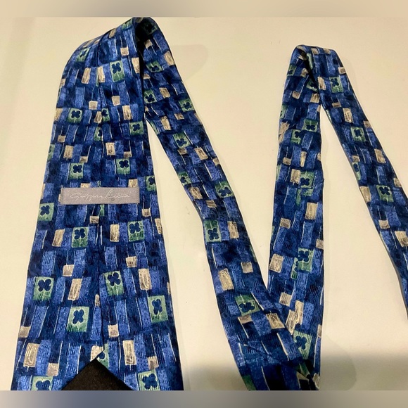 Blue Lucky Four Leaf Clover 100% Silk Tie/Vintage - Picture 4 of 4